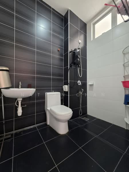 3-storey Terraced House for Sale in Taman Eco Cascadia (Tebrau) - Nathan Chan - Bathroom - PropertyGuru.com.my