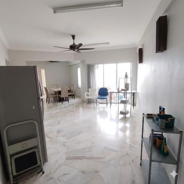Kondominium untuk Dijual di Bukit Pandan Kondominium 2 - Xindy Chia - Living Room - PropertyGuru.com.my