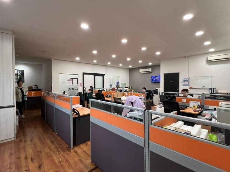 Semi-D Factory for Sale in Shah Alam (Selangor) - Edward Pek Thian Kor - PropertyGuru.com.my