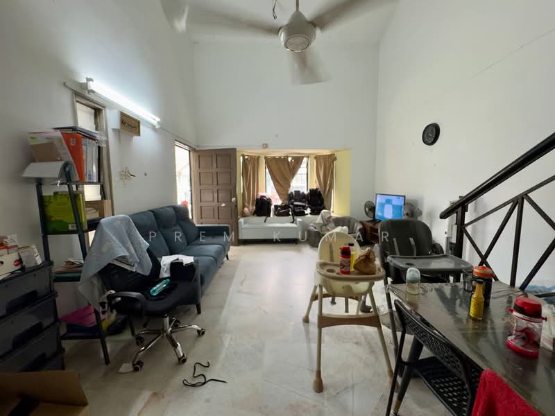 Rumah Teres 1.5-Tingkat untuk Dijual di Usj 6 (Subang Jaya) - Prem Kumar - Living Room - PropertyGuru.com.my