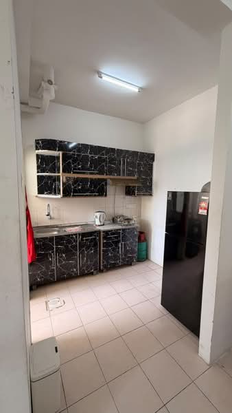 Kediaman Servis untuk Disewa di Casa Subang - SY Lee - Kitchen - PropertyGuru.com.my