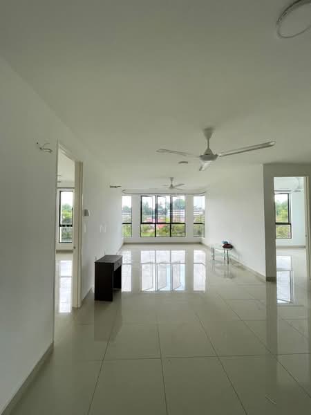 Condominium for Rent at Upper East @ Tiger Lane - Winny Chan - Living Room - PropertyGuru.com.my
