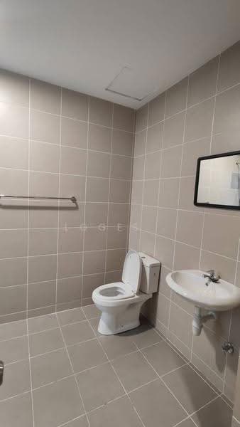 Kondominium untuk Disewa di Residensi Brickfields - Loges . - Bathroom - PropertyGuru.com.my