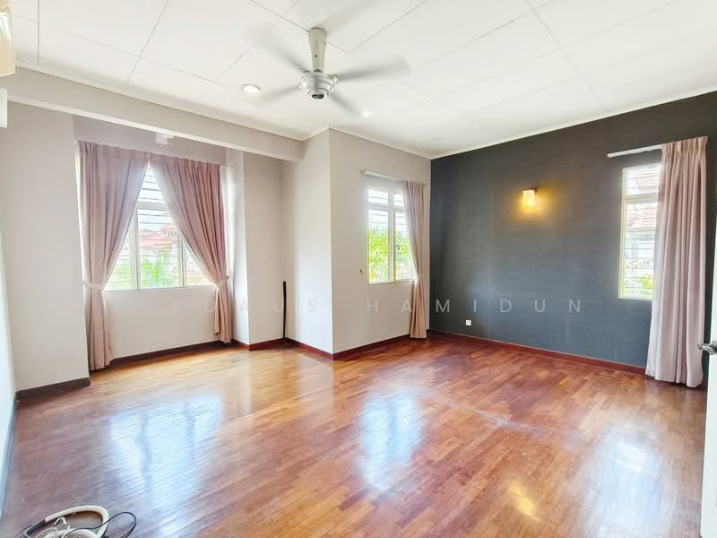 2-storey Terraced House for Sale in Bukit Jelutong (Shah Alam) - Firdaus Hamidun - PropertyGuru.com.my