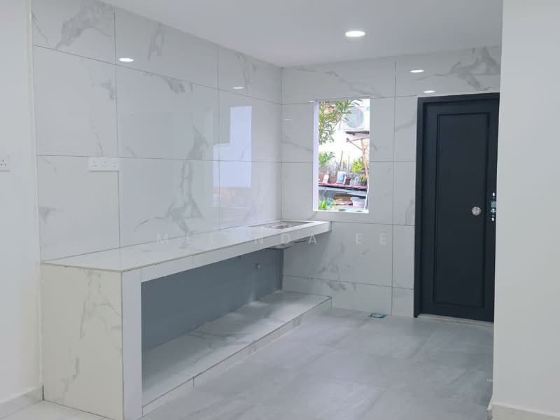 1-storey Terraced House for Sale in Taman Puteri Wangsa (Ulu Tiram) - Melinda Ee - Kitchen - PropertyGuru.com.my