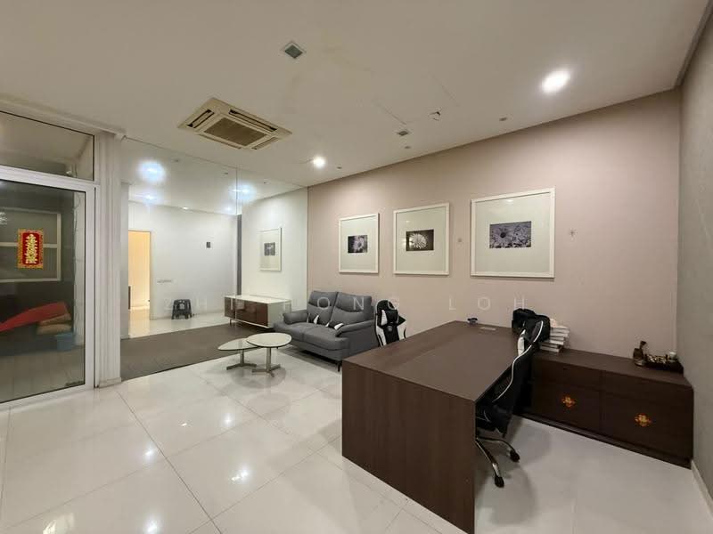 Bungalow House for Rent in Ampang Jaya (Ampang) - Zhi Hong Loh - Study - PropertyGuru.com.my