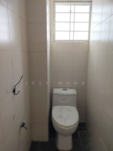 Shop for Rent in Seksyen 19 (Petaling Jaya) - Joey Wong - Bathroom - PropertyGuru.com.my