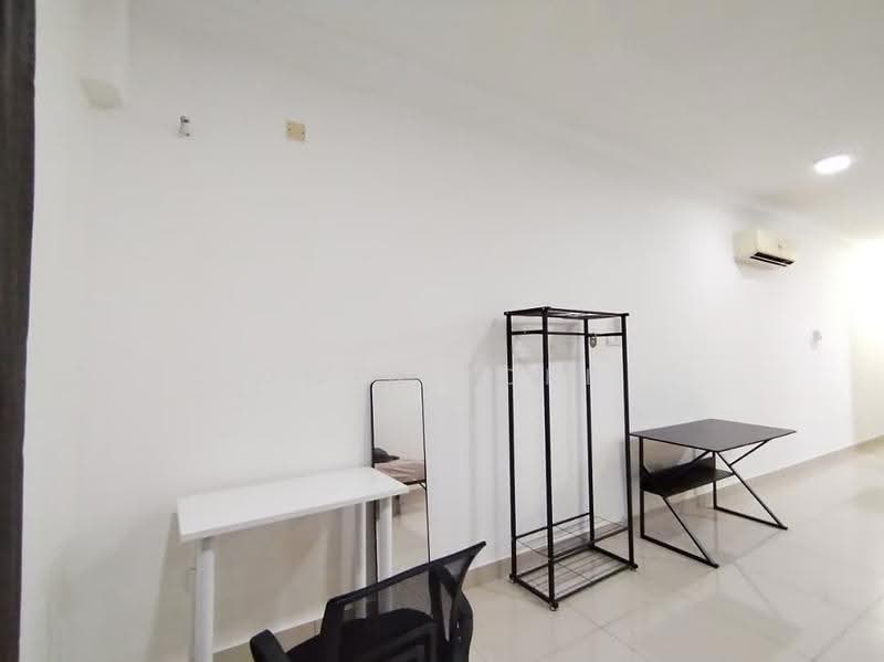 Kediaman Servis untuk Disewa di Pacific Place - Owen Loke - Study - PropertyGuru.com.my