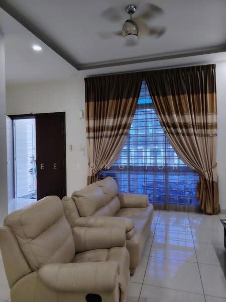 2-storey Terraced House for Sale in Bandar Seri Alam (Masai) - Ee Fong Toh - Living Room - PropertyGuru.com.my