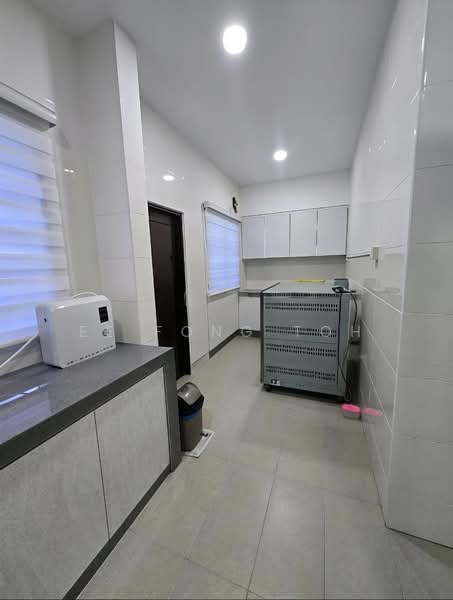 2-storey Terraced House for Sale in Bandar Seri Alam (Masai) - Ee Fong Toh - Kitchen - PropertyGuru.com.my