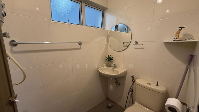 1-storey Terraced House for Rent in Bangsar (Kuala Lumpur) - Albert Ho - Bathroom - PropertyGuru.com.my