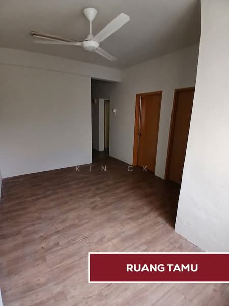 Rumah Flat untuk Disewa di Mutiara Magna - Kin CK - Living Room - PropertyGuru.com.my