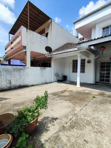 2-storey Terraced House for Sale in Bandar Kinrara Seksyen 1 (Bandar Kinrara) - Chloe Wai - Exterior - PropertyGuru.com.my