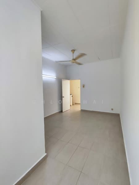 2-storey Terraced House for Sale in Bandar Kinrara Seksyen 1 (Bandar Kinrara) - Chloe Wai - Interior - PropertyGuru.com.my