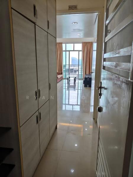 Kondominium untuk Disewa di Boulevard Condominium (BLVD) - Ryan Foong - Corridor - PropertyGuru.com.my