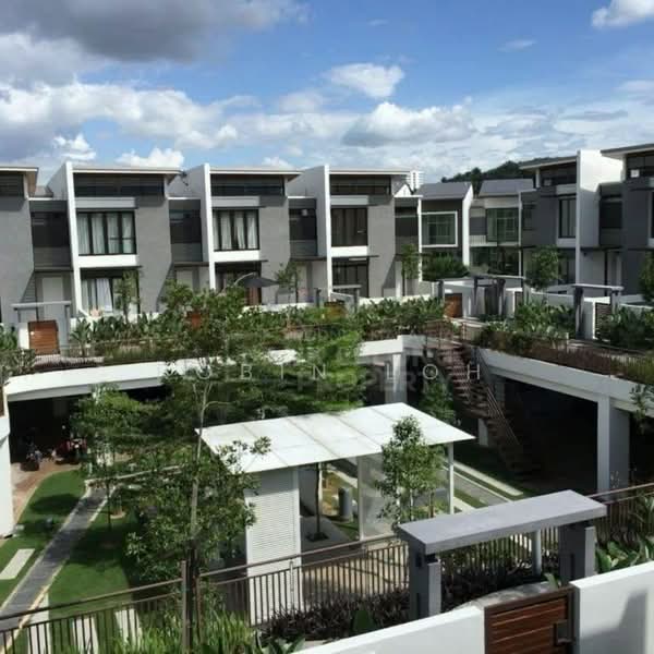 3-storey Terraced House for Sale in Cyberjaya (Selangor) - Robin Loh - Exterior - PropertyGuru.com.my
