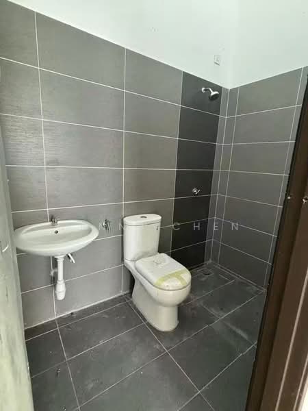 Semi-Detached House for Sale in Ipoh (Perak) - PENNY CHEN - Bathroom - PropertyGuru.com.my
