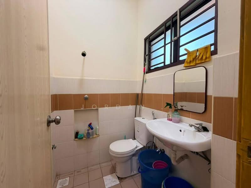 Rumah Berkembar untuk Dijual di Taman Nusa Idaman (Iskandar Puteri (Nusajaya)) - Jordan . - Bathroom - PropertyGuru.com.my