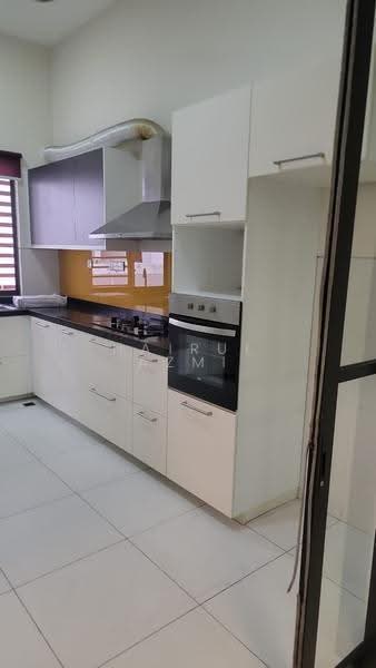 Terraced House for Rent in Alam Impian (Shah Alam) - Hairul Azmi - Kitchen - PropertyGuru.com.my