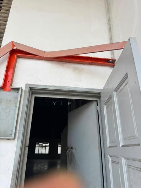 Cluster Factory for Rent in Taman Kempas Utama (Tebrau) - Yip . - Entrance - PropertyGuru.com.my