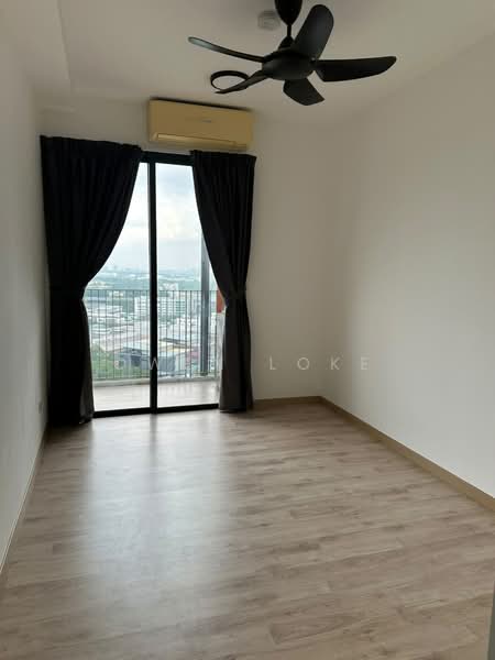 Kediaman Servis untuk Disewa di Emporis - Owen Loke - Balcony - PropertyGuru.com.my