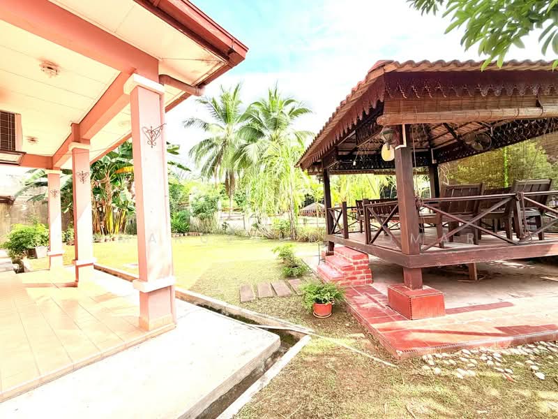 Semi-Detached House for Sale in Taman Bukit Mewah Fasa 9 (Kajang) - Kamaruzaman Omar - Exterior - PropertyGuru.com.my