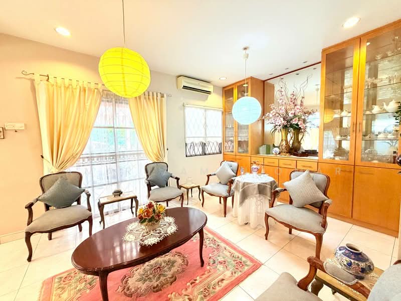 Semi-Detached House for Sale in Taman Bukit Mewah Fasa 9 (Kajang) - Kamaruzaman Omar - Living Room - PropertyGuru.com.my