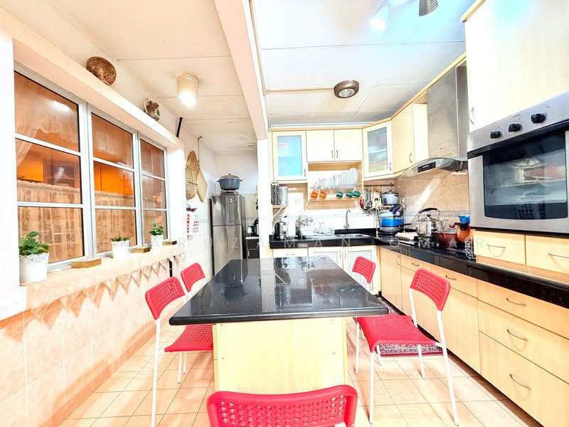 Semi-Detached House for Sale in Taman Bukit Mewah Fasa 9 (Kajang) - Kamaruzaman Omar - Kitchen - PropertyGuru.com.my