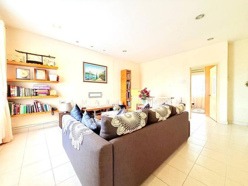 Semi-Detached House for Sale in Taman Bukit Mewah Fasa 9 (Kajang) - Kamaruzaman Omar - Living Room - PropertyGuru.com.my