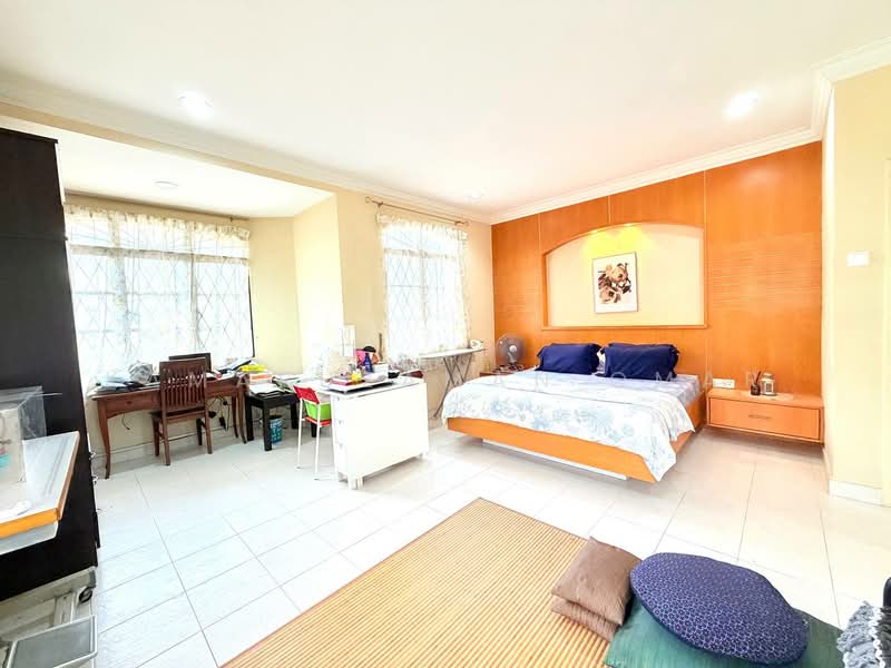 Semi-Detached House for Sale in Taman Bukit Mewah Fasa 9 (Kajang) - Kamaruzaman Omar - Bedroom - PropertyGuru.com.my