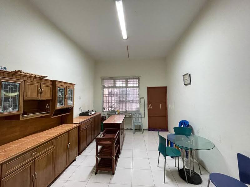 Rumah Berkembar untuk Dijual di Taman Sri Mentaloon (Alor Merah) - Abdul Muhaimin - Kitchen - PropertyGuru.com.my