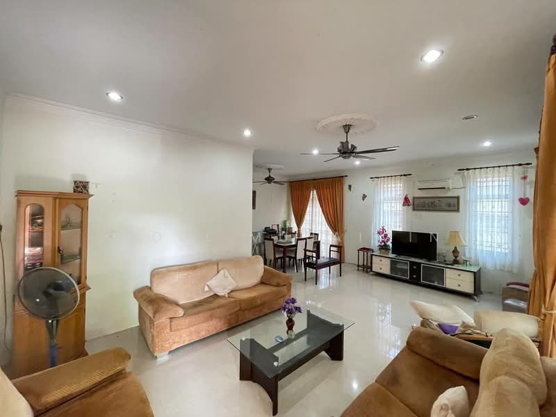 Rumah Berkembar untuk Dijual di Taman Sri Mentaloon (Alor Merah) - Abdul Muhaimin - Living Room - PropertyGuru.com.my