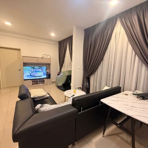 Condominium for Rent at Kuchai Sentral - Koh Chee - Living Room - PropertyGuru.com.my