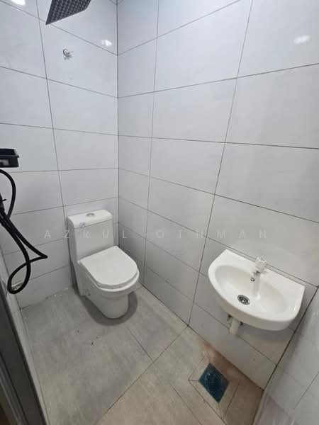 Rumah Teres 1-Tingkat untuk Dijual di Taman Desa Rhu (Sikamat) - Azrul Othman - Bathroom - PropertyGuru.com.my
