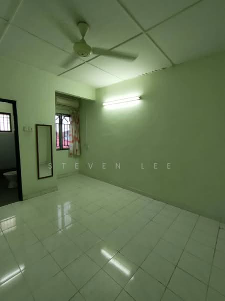 Semi-Detached House for Sale in Bandar Country Homes (Rawang) - Steven Lee - Interior - PropertyGuru.com.my
