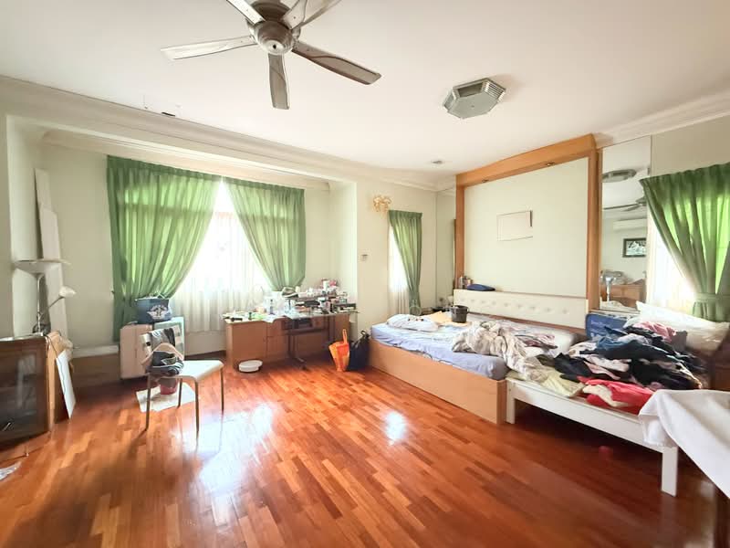 Rumah Berkembar untuk Dijual di Kota Damansara (Selangor) - Jeff Wong - Bedroom - PropertyGuru.com.my
