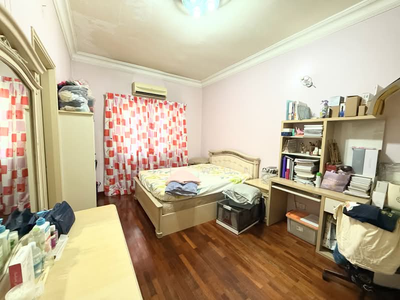 Rumah Berkembar untuk Dijual di Kota Damansara (Selangor) - Jeff Wong - Bedroom - PropertyGuru.com.my