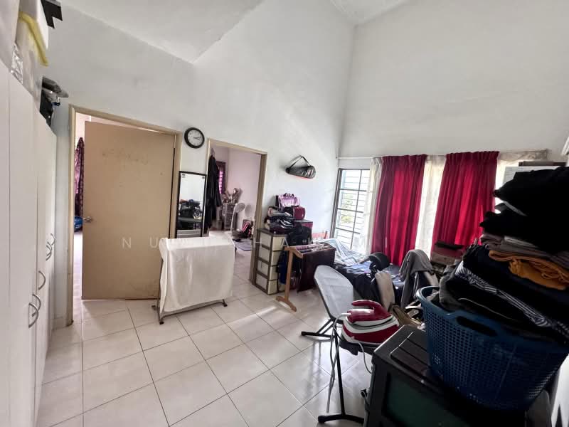Rumah Teres 2-Tingkat untuk Dijual di Taman Puncak Saujana (Kajang) - NUZULHAKIMI . - Bedroom - PropertyGuru.com.my