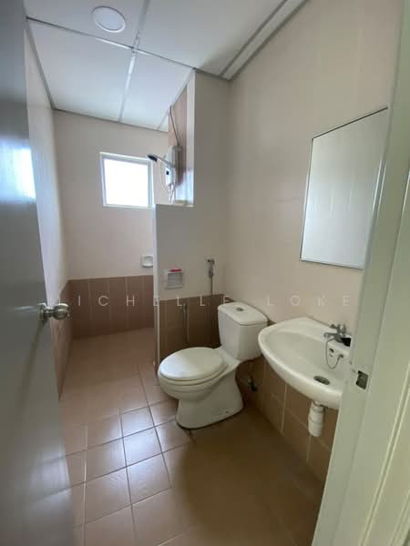 Kondominium untuk Disewa di Fortune Park (Suria Perdana) - Michelle Loke - Bathroom - PropertyGuru.com.my