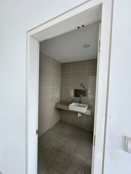 Kondominium untuk Disewa di Mirage By The Lake - Xavier Chong - Bathroom - PropertyGuru.com.my
