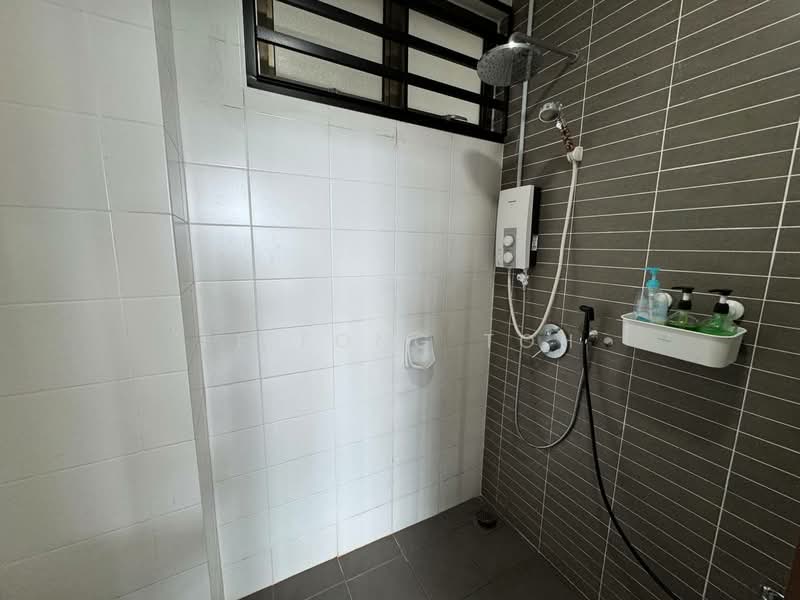 Service Residence for Sale at Palazio - Ee Fong Toh - Bathroom - PropertyGuru.com.my