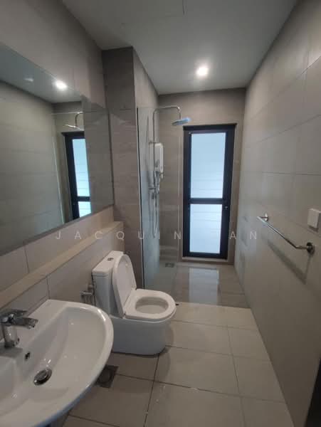 Kediaman Servis untuk Disewa di Atwater : Service Residences - Jacquin Tan - Bathroom - PropertyGuru.com.my
