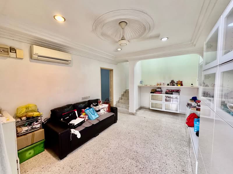 1-storey Terraced House for Sale in Bandar Baru Sri Petaling (Sri Petaling) - Aziz Abdullah - Living Room - PropertyGuru.com.my