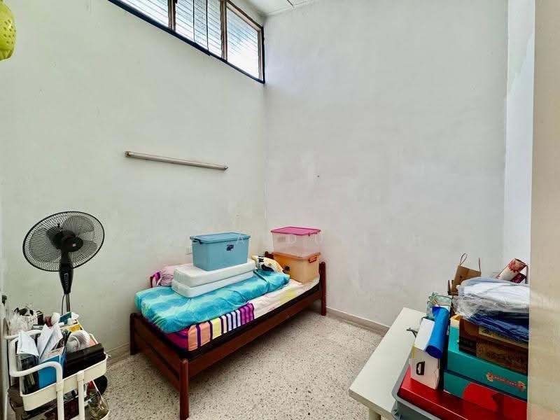 1-storey Terraced House for Sale in Bandar Baru Sri Petaling (Sri Petaling) - Aziz Abdullah - Bedroom - PropertyGuru.com.my