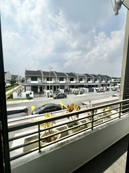 Rumah Teres 2-Tingkat untuk Dijual di Johor Bahru (Johor) - Gwen Lim - Exterior - PropertyGuru.com.my