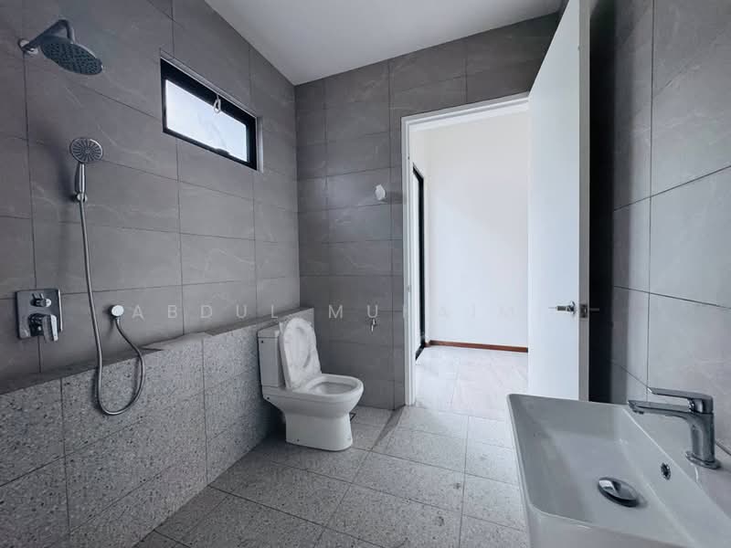 Semi-Detached House for Sale in Bukit Banyan (Sungai Petani) - Abdul Muhaimin - Bathroom - PropertyGuru.com.my