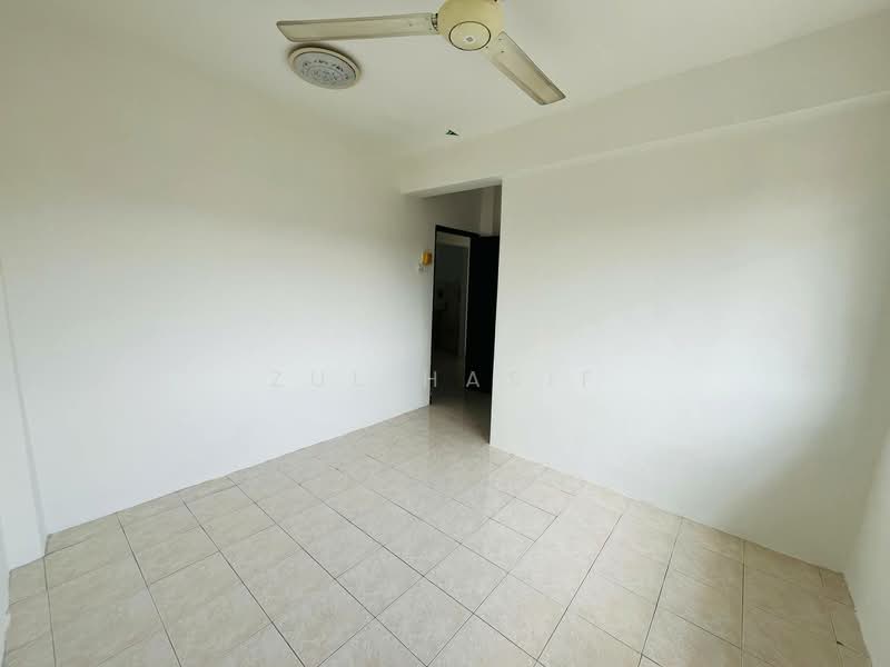 Apartment for Sale at Pangsapuri Carlina - Zul Hasif - Interior - PropertyGuru.com.my