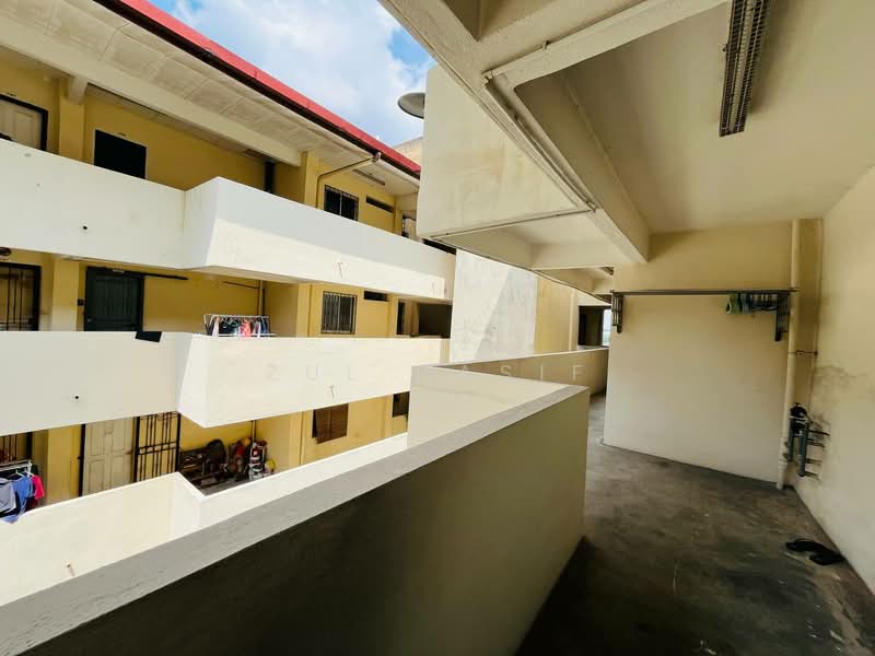 Apartment for Sale at Pangsapuri Carlina - Zul Hasif - PropertyGuru.com.my