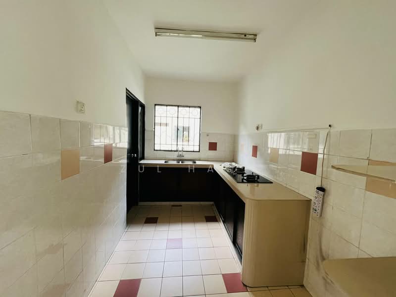 Apartment for Sale at Pangsapuri Carlina - Zul Hasif - PropertyGuru.com.my