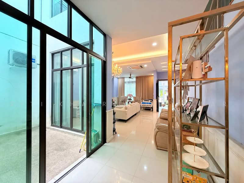 2-storey Terraced House for Sale in Bukit Jelutong (Shah Alam) - SITI KHAIRIYAH JAAFAR - PropertyGuru.com.my